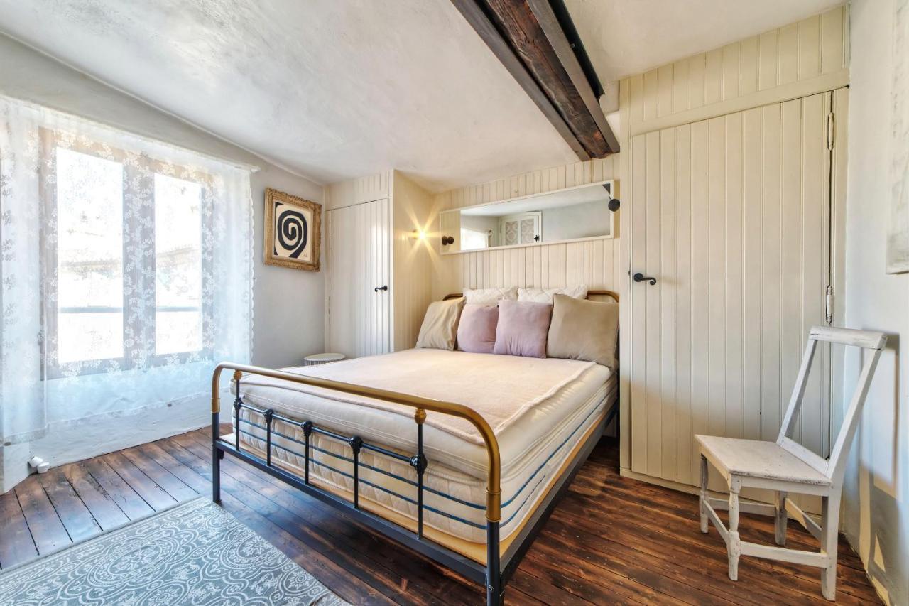 Townhouse Mougins In The Old Village, Fantastic View, Sea And Mountains Екстер'єр фото