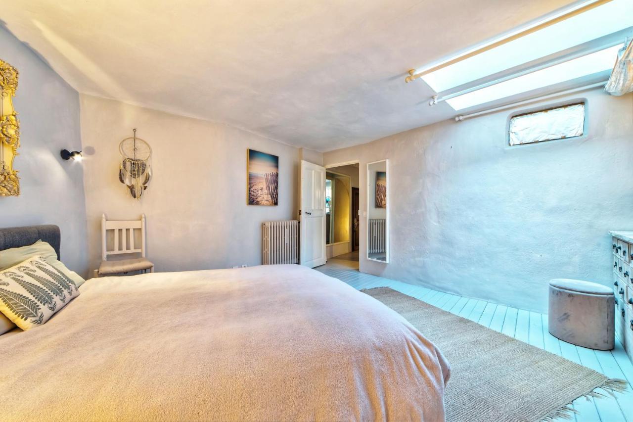 Townhouse Mougins In The Old Village, Fantastic View, Sea And Mountains Екстер'єр фото